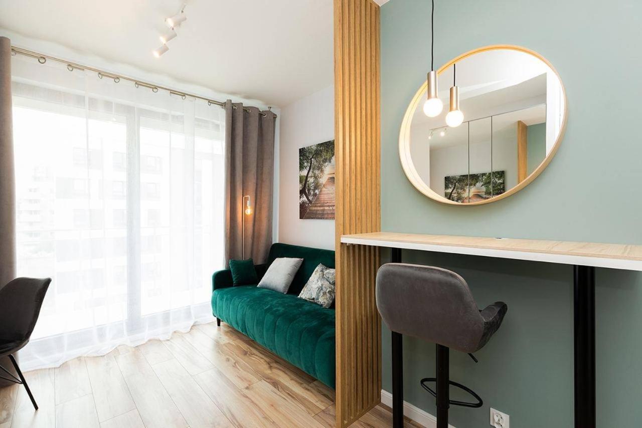 Easy & Comfortable, With Balcony, Very Close To The Center Варшава Экстерьер фото